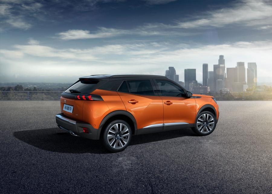  Peugeot 2008 GT 2019 года  (WW) (фото 6 из 45)